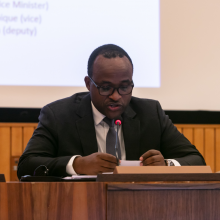 Ruanda, Twagirayezu Gaspard, Ministro de Estado, Educación Primaria y Secundaria, c UNESCO_Fabrice GENTILE 1000px.png