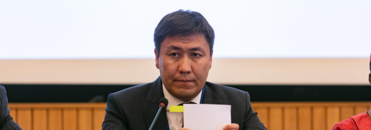 Kirghizistan, Almazbek Beishenaliev, Ministre de l'éducation et des sciences, c UNESCO_Fabrice GENTILE 1000px.png